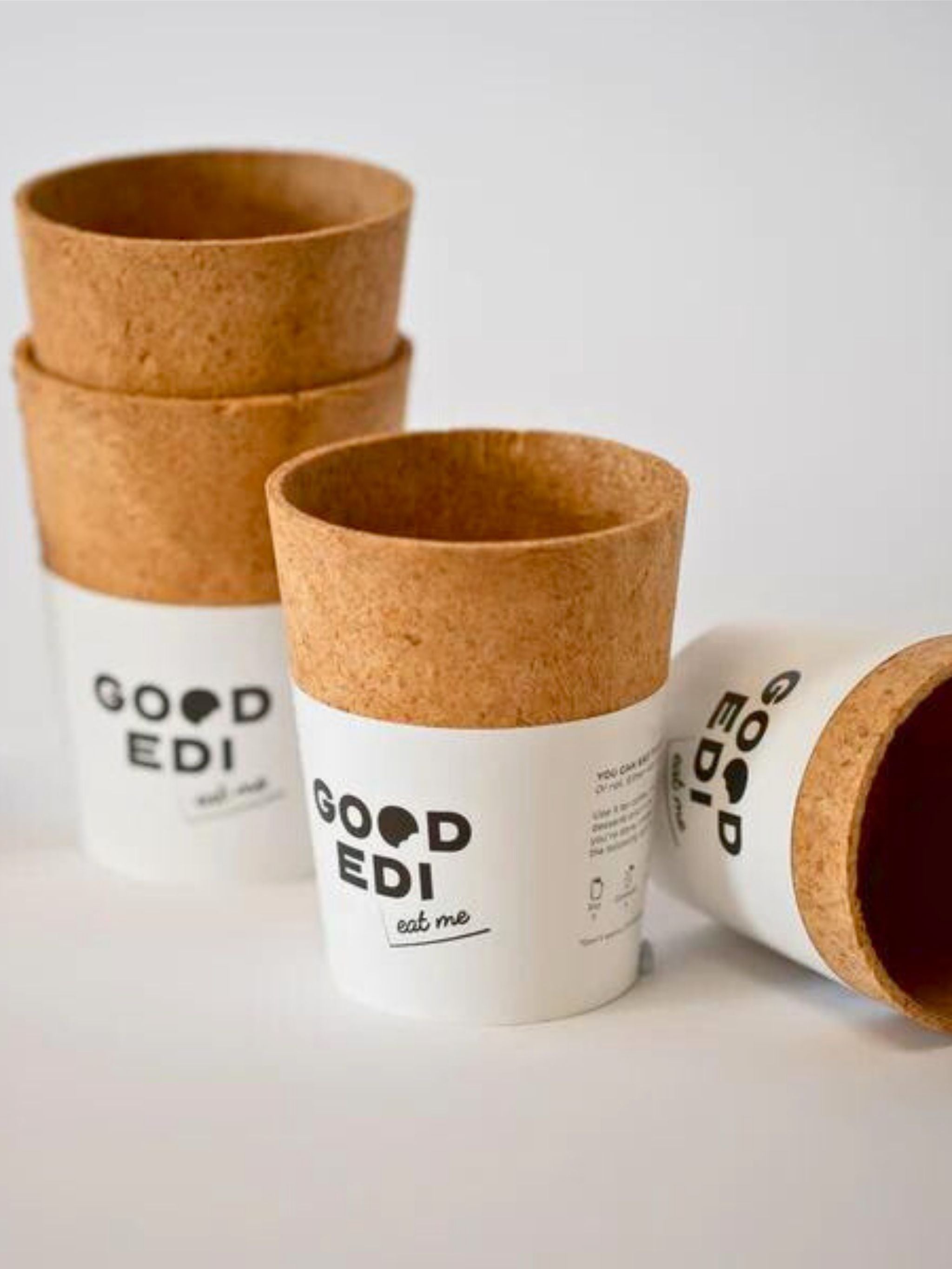 Edible takeaway coffee cups